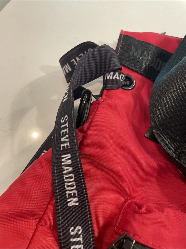 Steve Madden crossbody bag Red 16x16 Carry Handles And Crossbody Strap - Image 4 of 4
