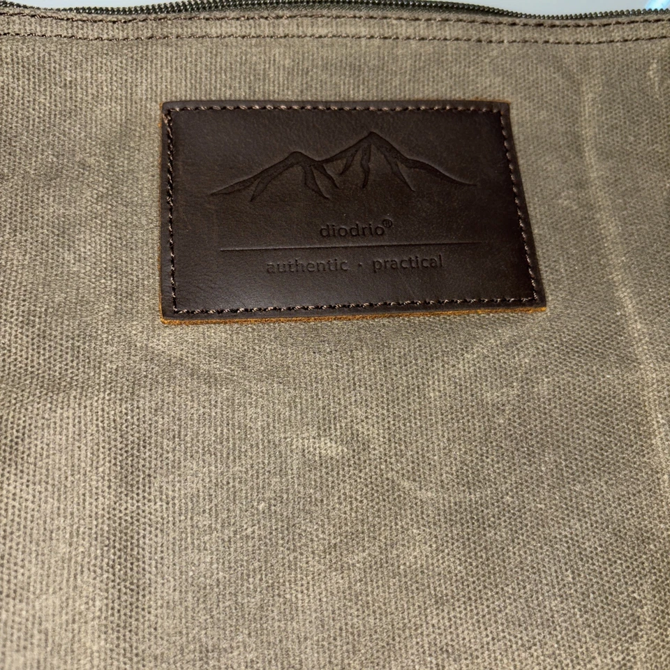 "Bolso para portátil de lona Diodrio verde caqui con detalles de cuero 14,5""X 11,5""" Foto 2 de 4