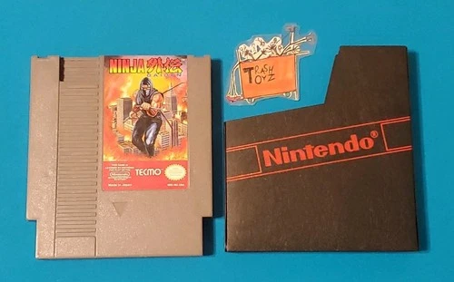 NINJA GAIDEN VIDEO GAME CARTRIDGE NES NINTENDO ENTERTAINMENT SYSTEM TECMO
