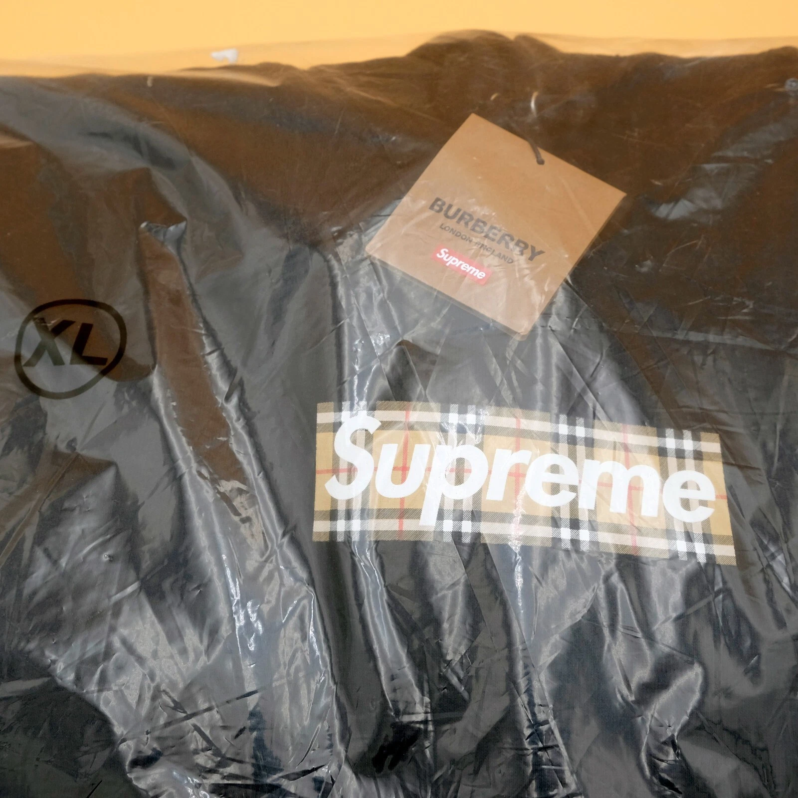 Felpa con cappuccio SS22 SUPREME X BURBERRY BOX LOGO NERO TAGLIA XL