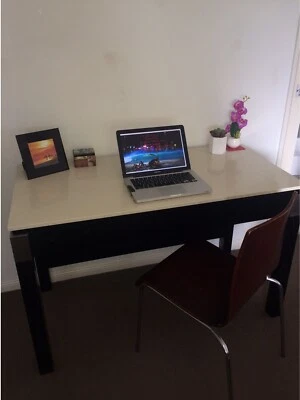 Table Side Board Desk With Chairs Only 85