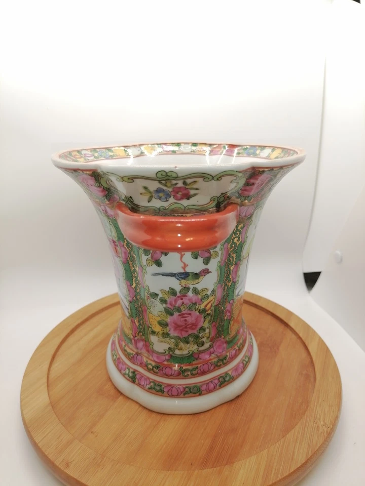 Jarrón antiguo de porcelana Cantón con asas, hecho en China a mediados del siglo XX Foto 3 de 4