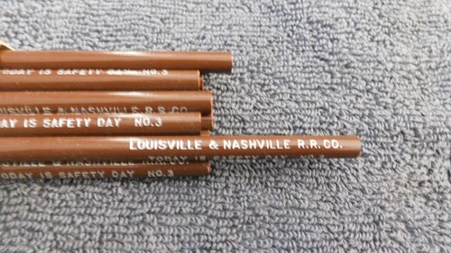 25-396 11 New NOS High Quality Louisville & Nashville Railroad Pencils Safety Da - Bild 6 von 6