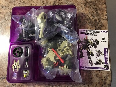 Transformers Construct Bots Blitzwing 2013 - New without outer