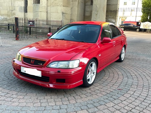 Honda Accord Type R - Picture 2 of 14