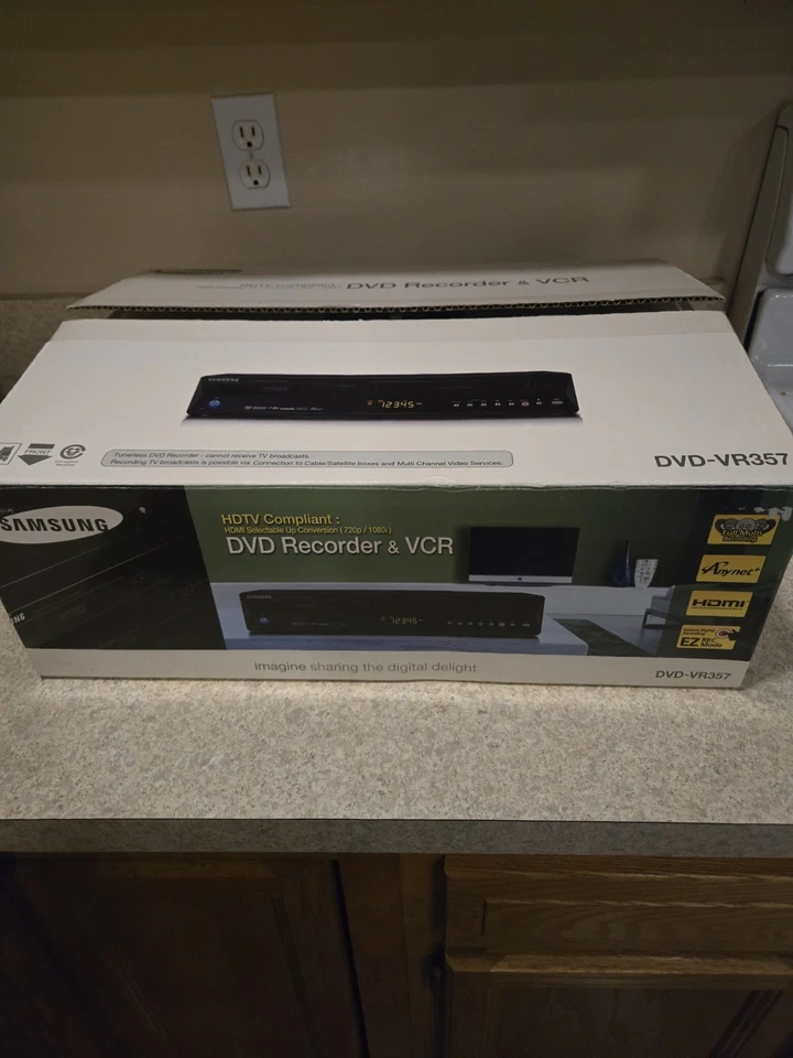 Samsung DVD-VR357 DVD Recorder VHS Player Combo HDMI Brand New (Open Box) Rare - Image 4 of 4