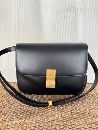 Celine Classic Box Calfskin Medium Flap Bag Black AUTH EUC DDP