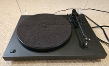 Project Debut Turntable