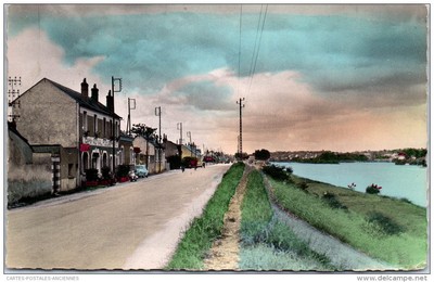 37 SAINT PIERRE DES CORPS - La levee de loire vers tours