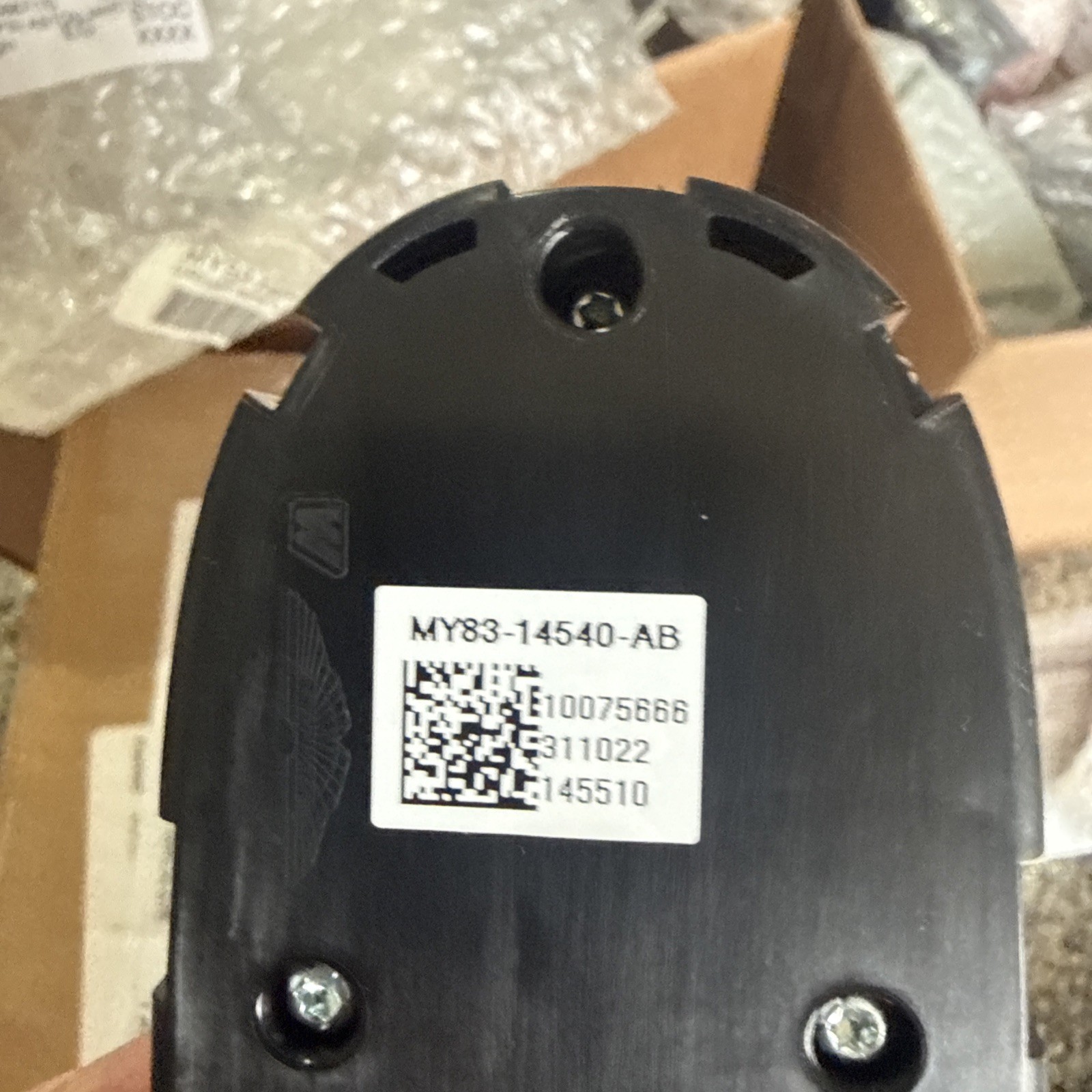 New Aston Martin Driver Side Window Lift Switch MY83-14540-AB
