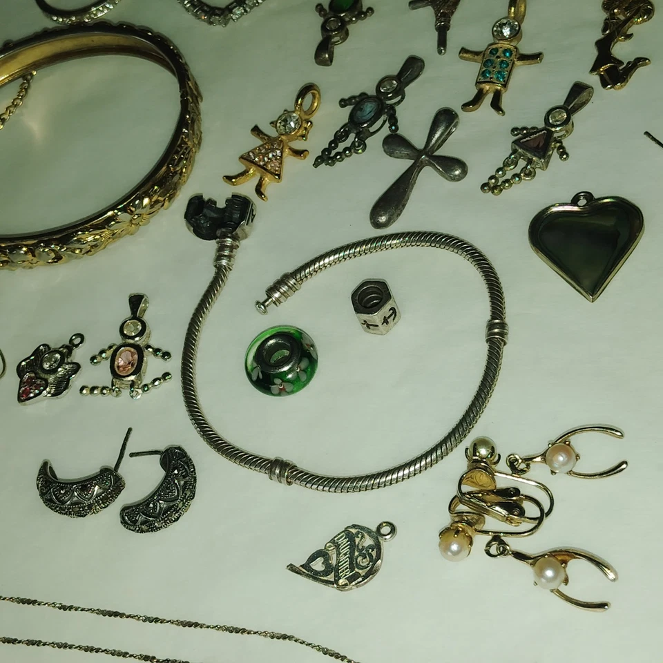 Vintage riesiges Konvolut Modeschmuck Konvolut Sterling Silber Ohrringe, Broschen Armband - Bild 3 von 4