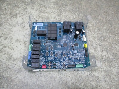 WHIRLPOOL MICROWAVE/OVEN CONTROL BOARD 8 1/4 X 6 3/4 PART # AMW105