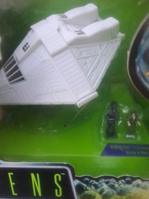 ULTRA RARE (Vintage) Micro Machines Action Fleet ALIENS Narcissus New Sealed 