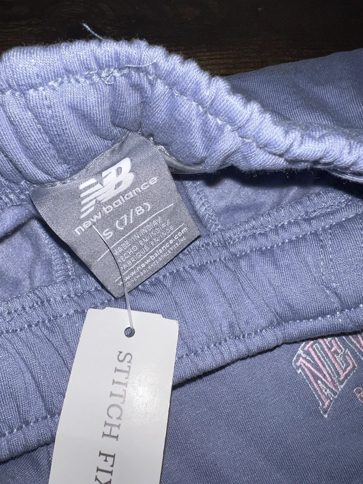 NWT! NEW BALANCE Fleece Shorts Blue & Pink Logo Printed Size SMALL - Image 4 of 4