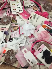 100 PC Wholesale Lot Hair Accessories Jewelry Makeup. MSRP $500 NWT  L@@K!