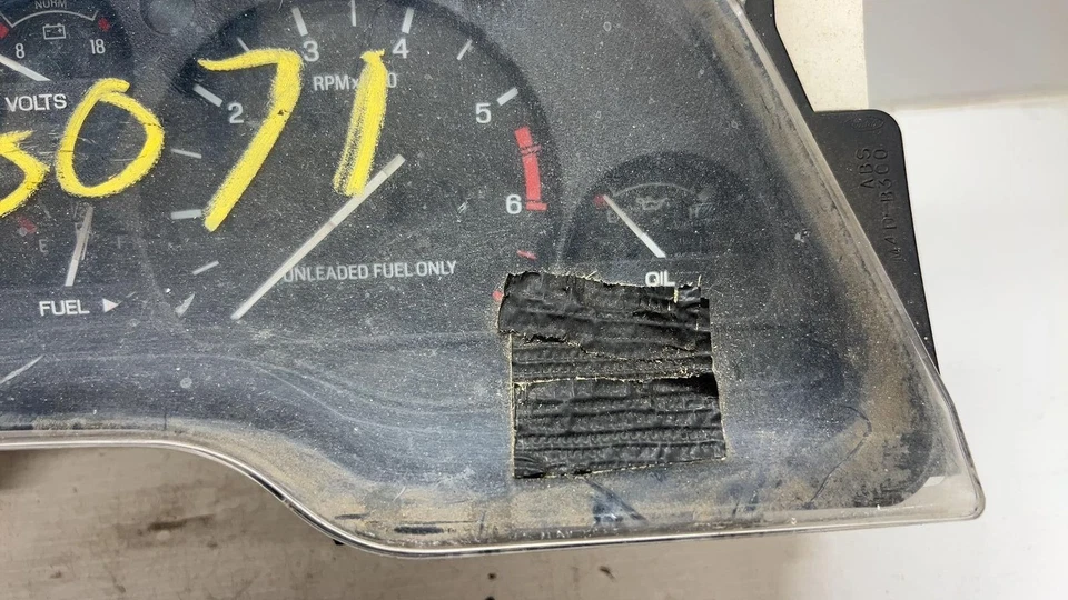 Velocímetro Ford Thunderbird 94 95 96 Foto 2 de 4