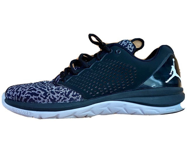 jordan trainer st black