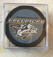 Autograph Nashville Predators TOMAS VOKOUN hockey puck In Case COA Silver Pen