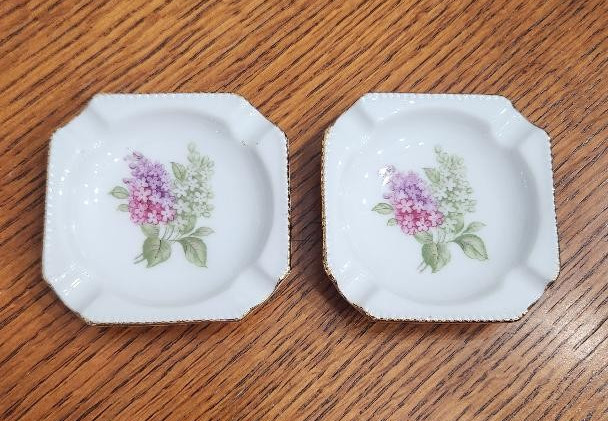 VTG Porcelain Ashtrays Germany Schumann Arzberg set of 2 "Lilac Time"