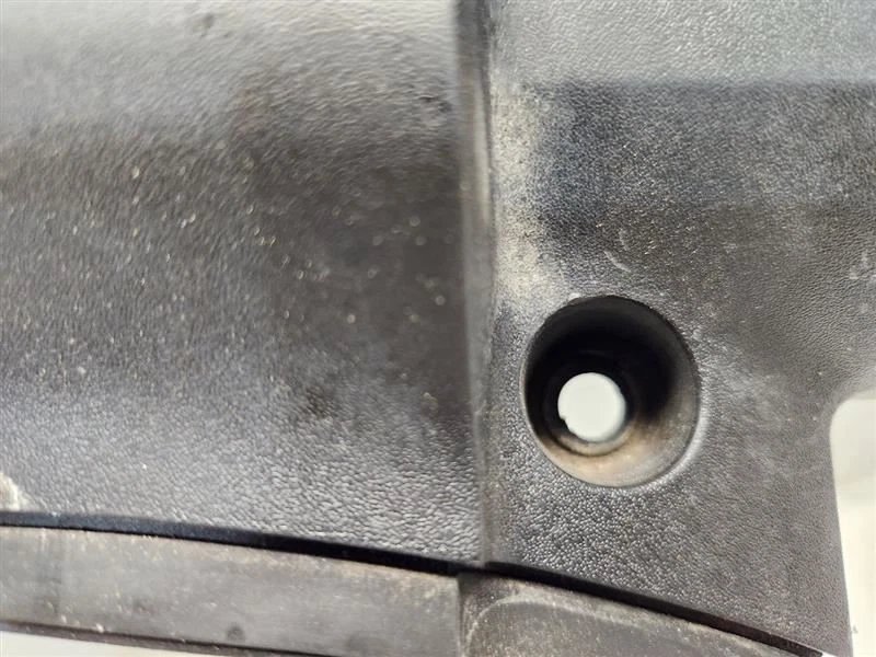 Volvo C30 2008 (2,5 L/AT/turbo) cubierta inferior del engranaje de distribución n.º de parte: 30650892 Foto 3 de 4