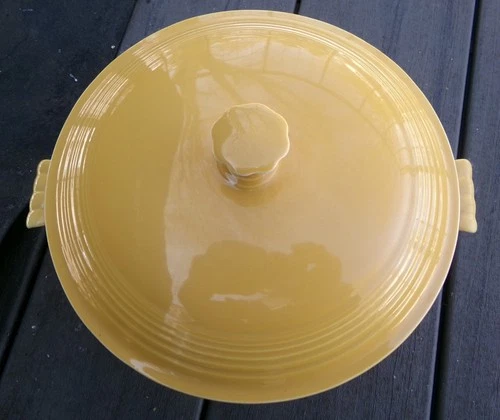 Fiesta Ware Covered Casserole Pedistal Base Serving Dish Pre 1969 Yellow Vintage