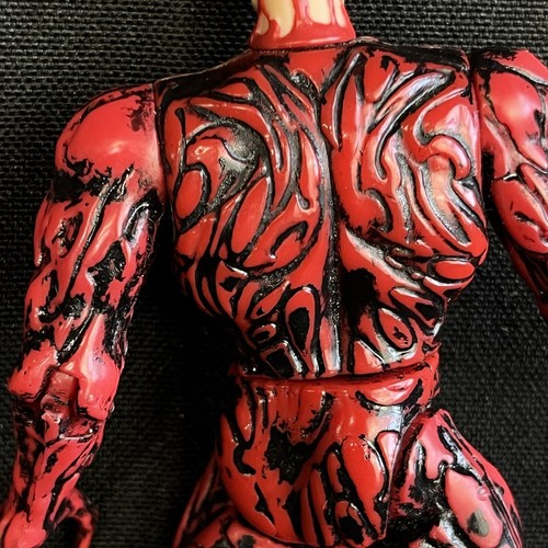 ToyBiz Marvel Carnage Unleashed Spider-Man Animated Series 5" Action Figure 1995 - Picture 12 of 13