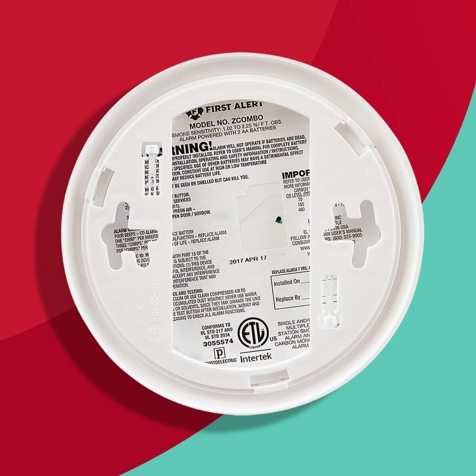 First Alert Battery Powered Wireless Interconnected Photoelectric Smoke ...