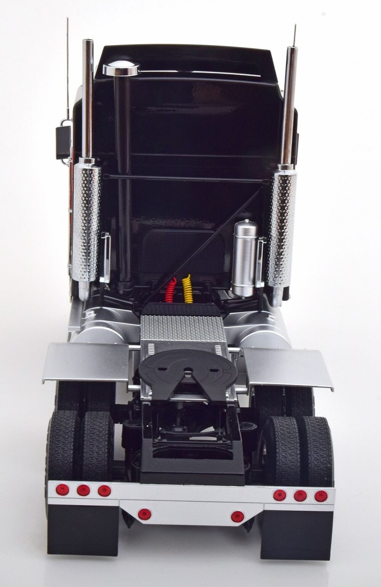 ROAD KINGS 1976 KENWORTH K100 AERODYNE BLACK WITH RED 1:18 ROAD KINGS 1976 KENWORTH K100 AERODYNE BLACK WITH RED 1:18