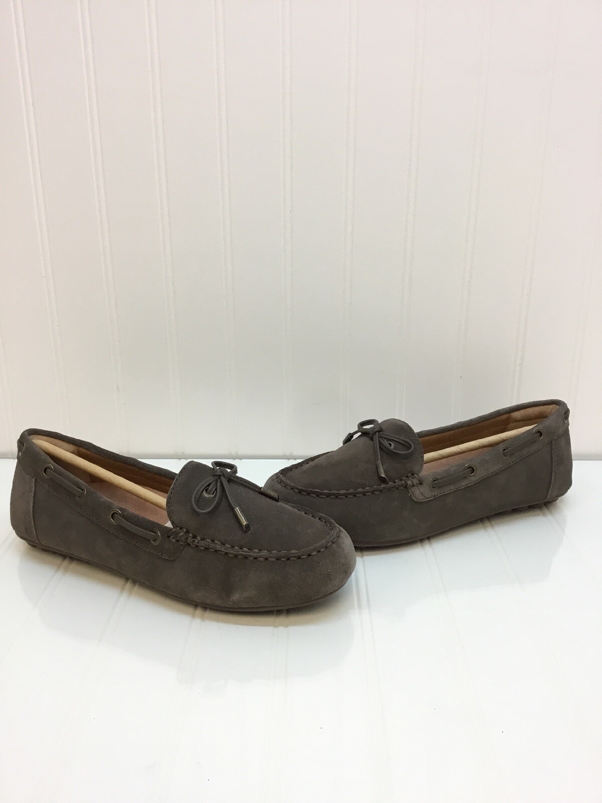 vionic virginia moccasin