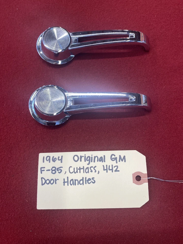 GM Oldsmobile F-85 1964 original, Cutlass y 442 manijas de puerta interiores Foto 2 de 4