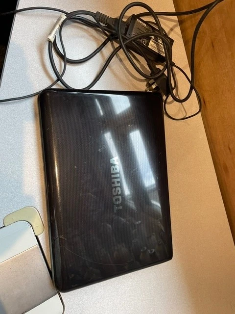 Toshiba Intel Core i3 1st Gen. PC Laptops & Netbooks for sale