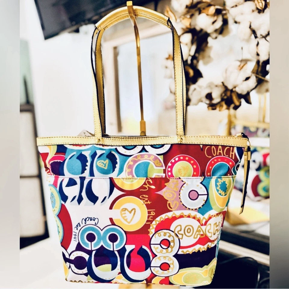 Coach 2012 Poppy C Graffiti shoulder bag zip top gold trim F19434 - NWT - Image 3 of 4