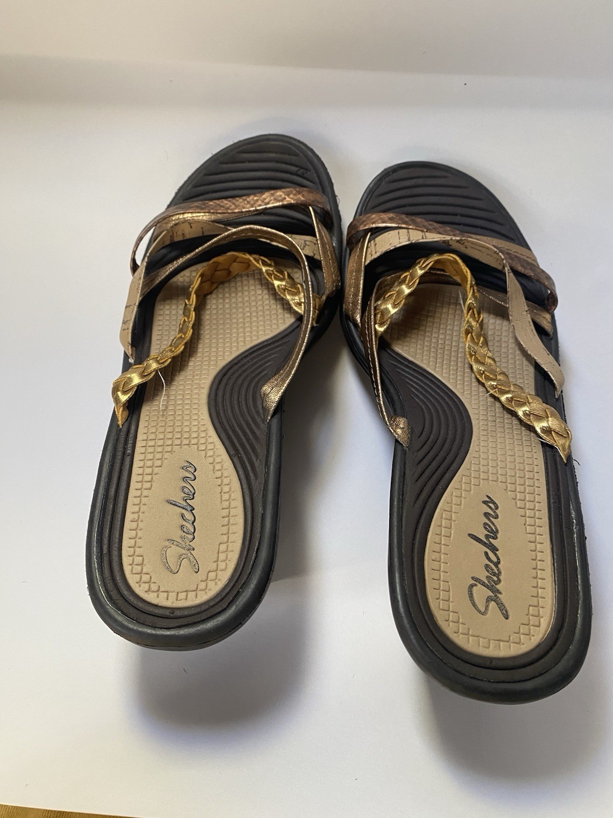 Sketchers Women’s Brown And Gold Strappy Trapezoid Heel Sandle.