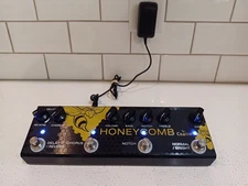 Caline CP-48 Honeycomb Acoustic Effect Chorus Delay Reverb Boost EQ Guitar Pedal