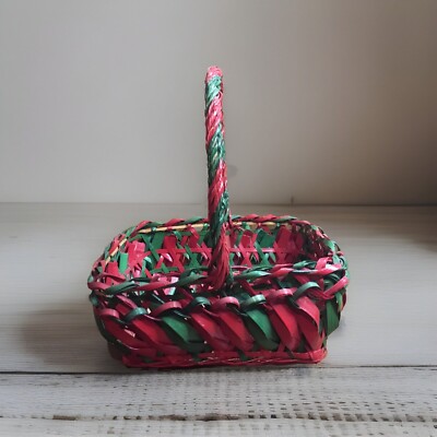 Festive Christmas Holiday Red &Green Basket 11  X 8  X 4  With Handle