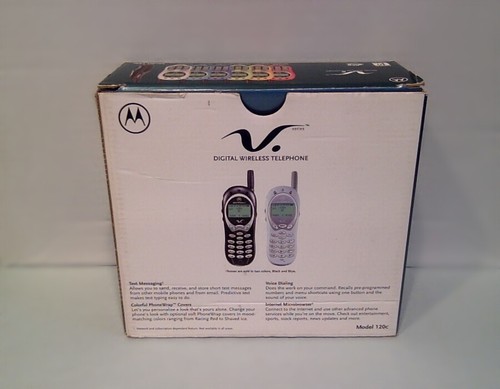 MOTOROLA V-Series Digital Wireless Personal Cellular Telephone Model 120c - Afbeelding 2 van 10