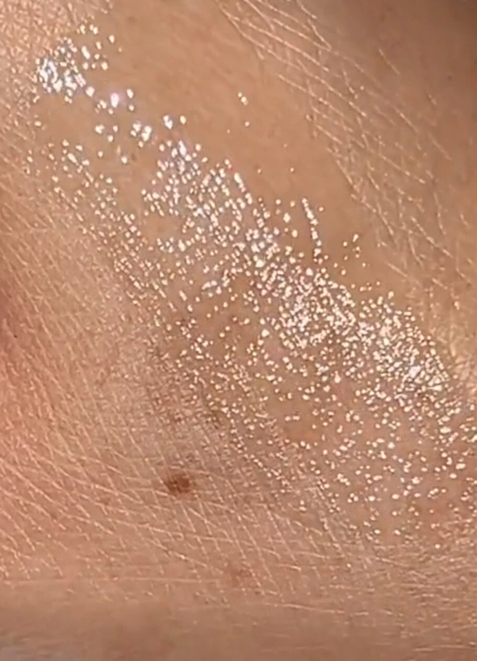 New About Face by Halsey Vinyl Effect Eye Gloss Clear Glow In Box - Image 2 of 2