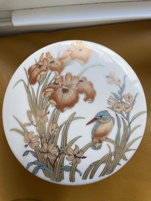 Shaddy Irises Floral Blue Bird Ceramic Trinket Box Vintage Made in Japan