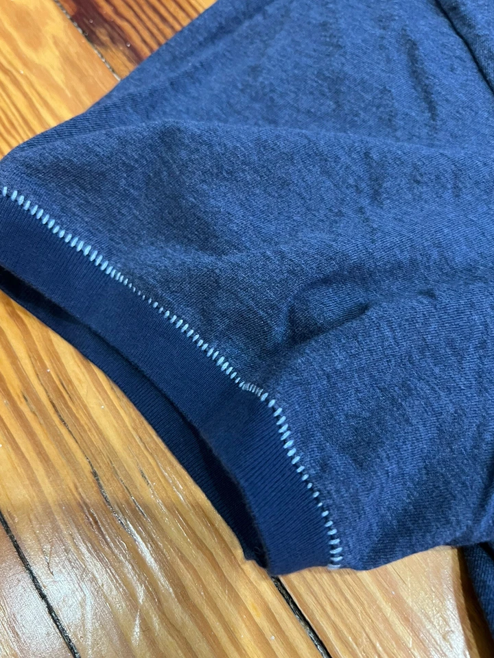 Camiseta de hombre KIRRA azul marino manga corta con detalles de puntadas talla XL Foto 4 de 4