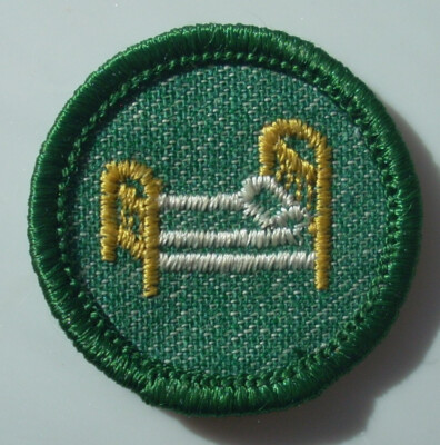 Vintage Girl Scout 1955-1960 HOME NURSE BADGE - hospital bed, Merrow edge covert