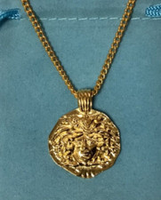 Roman Gold Plated Medusa Pendant On A Chain (W)