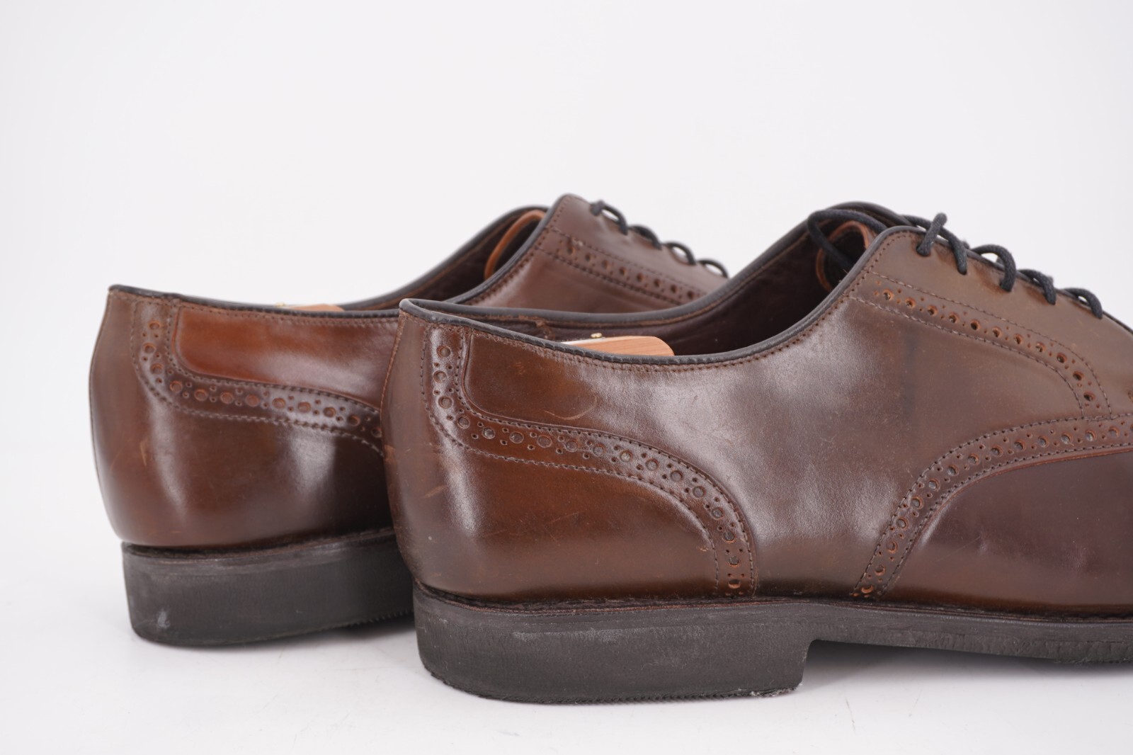 $845 | ALLEN EDMONDS BENTON 15 D CAP TOE BLUCHER BROWN CIGAR SHELL CORDOVAN image 4
