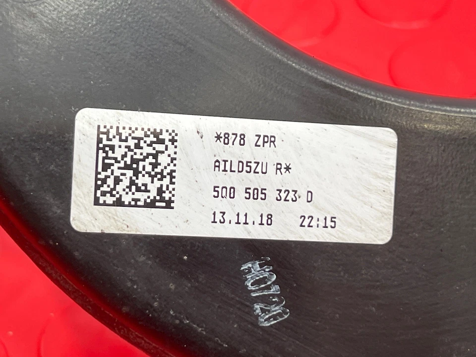 Brazo de control superior trasero Volkswagen Audi A3 Q3 TT Golf Eos lado izquierdo o derecho OEM Foto 3 de 4