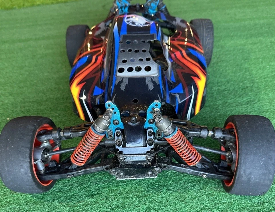 Vintage OFNA Ultra Comp LX Nitro Powered Buggy 1/8 Scale Roller - Image 4 of 4