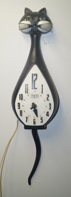 #ad Vintage 1960s Plug In Electric SPARTUS Kit Cat Novelty Wall Clock SEE VIDEO $120.00