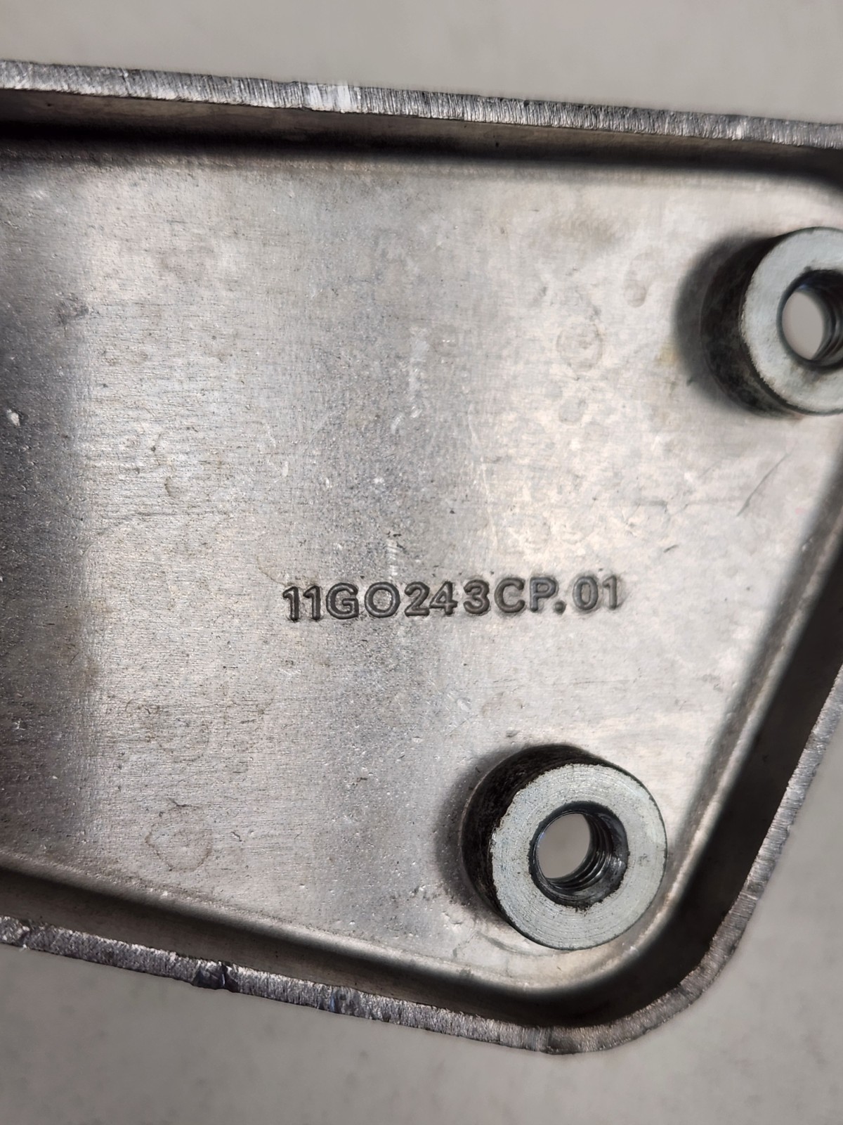 2012-2014 MCLAREN MP4-12C 650S CLUTCH FLUID RESERVOIR TANK 11G0243CP OEM