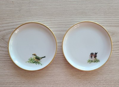 PMM MANUFAKTUR MUNCHEN PORZELLAN PLATES 6850 LOT (2) 3.5'' Birds