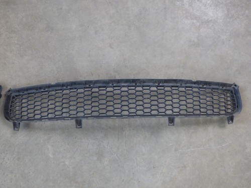 BMW X5 E70 LCI M-Paket Stoßstange Gitter Mitte vorne unten 8047339