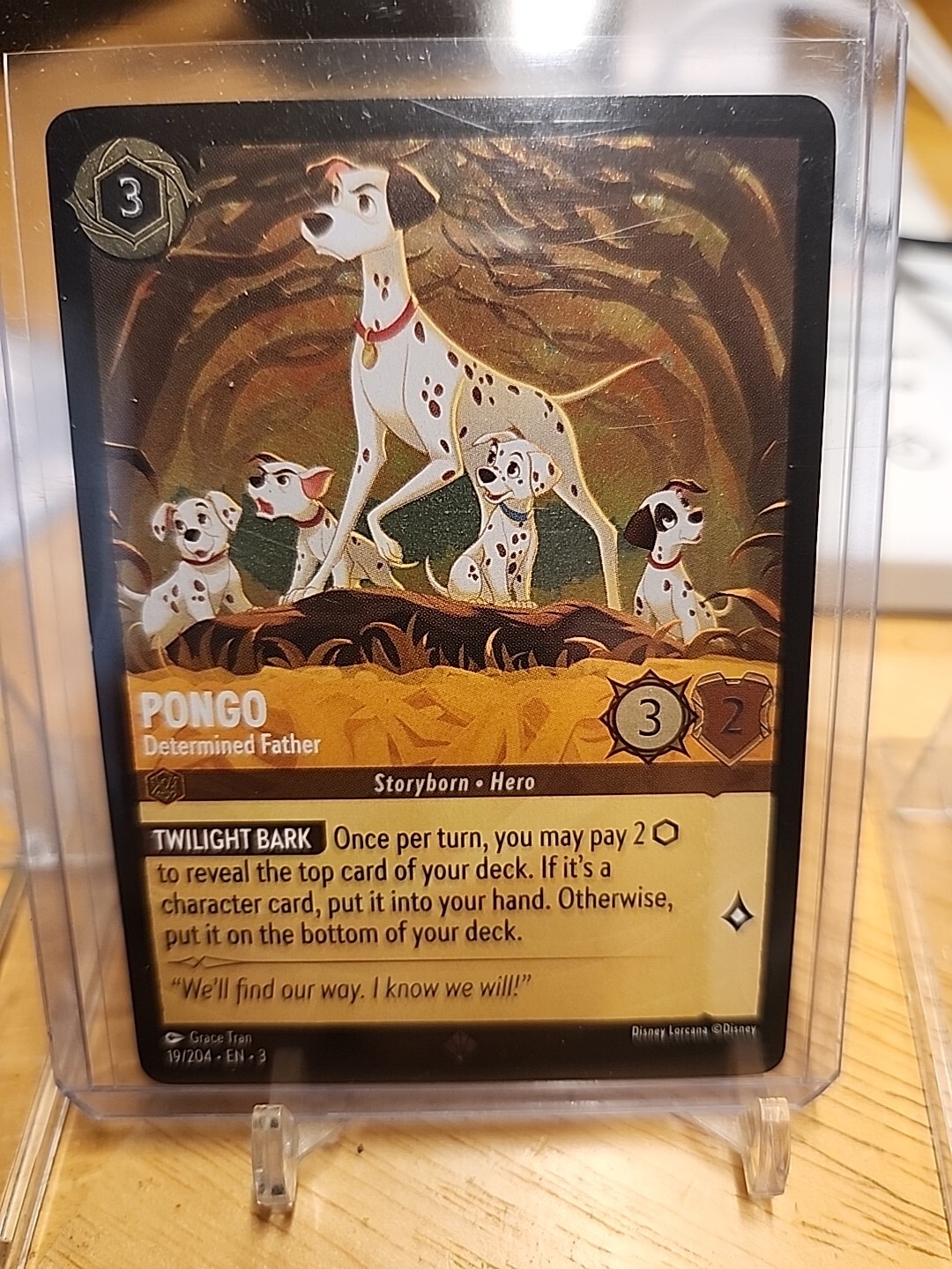 DISNEY LORCANA PONGO DETERMINED FATHER 19/204 COLD FOIL INTO THE INKLANDS MINT