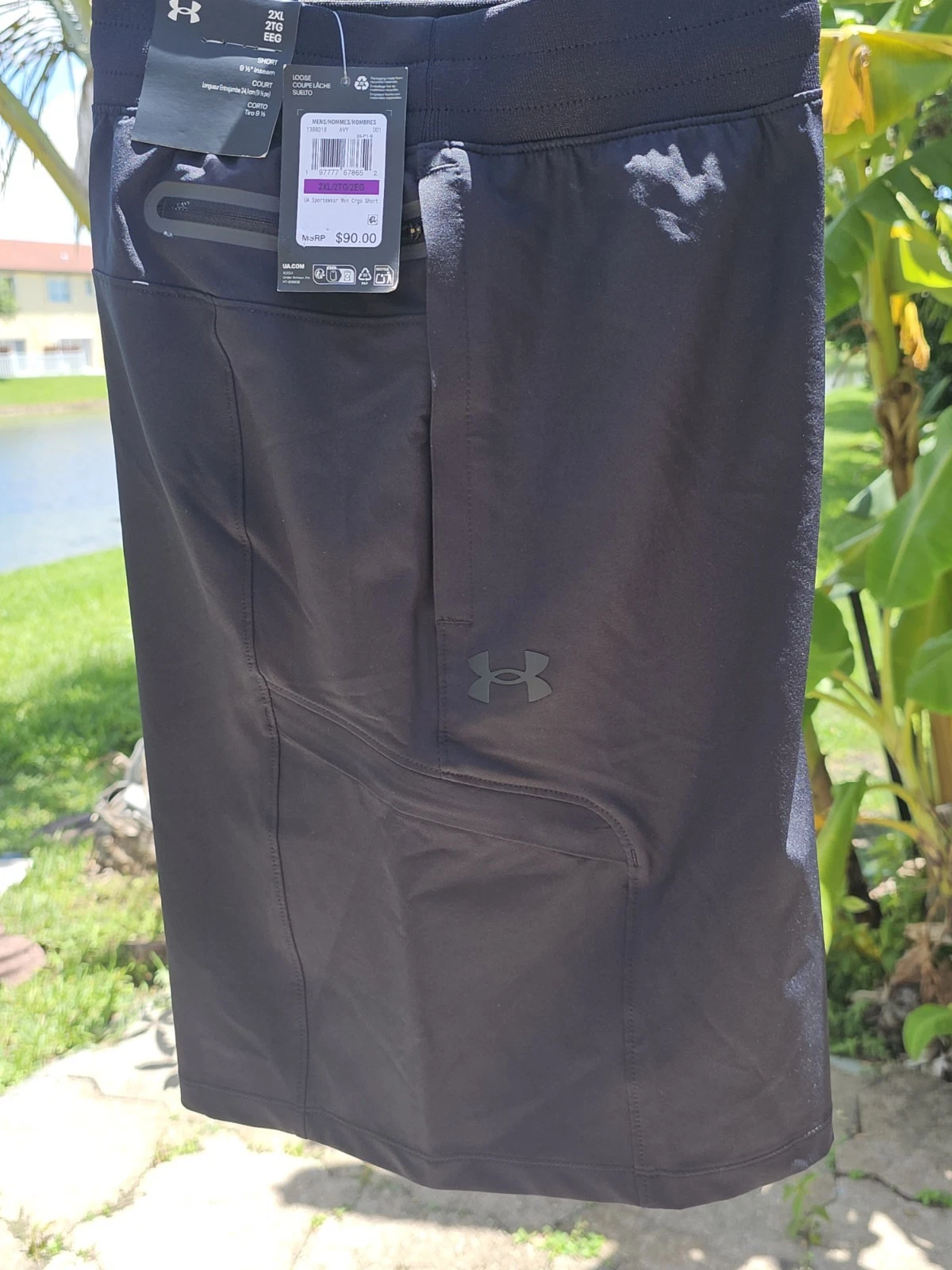 Men's Size 2XLUnder Armour Sportswear Men's Woven Cargo Shorts 1388018 001 Black